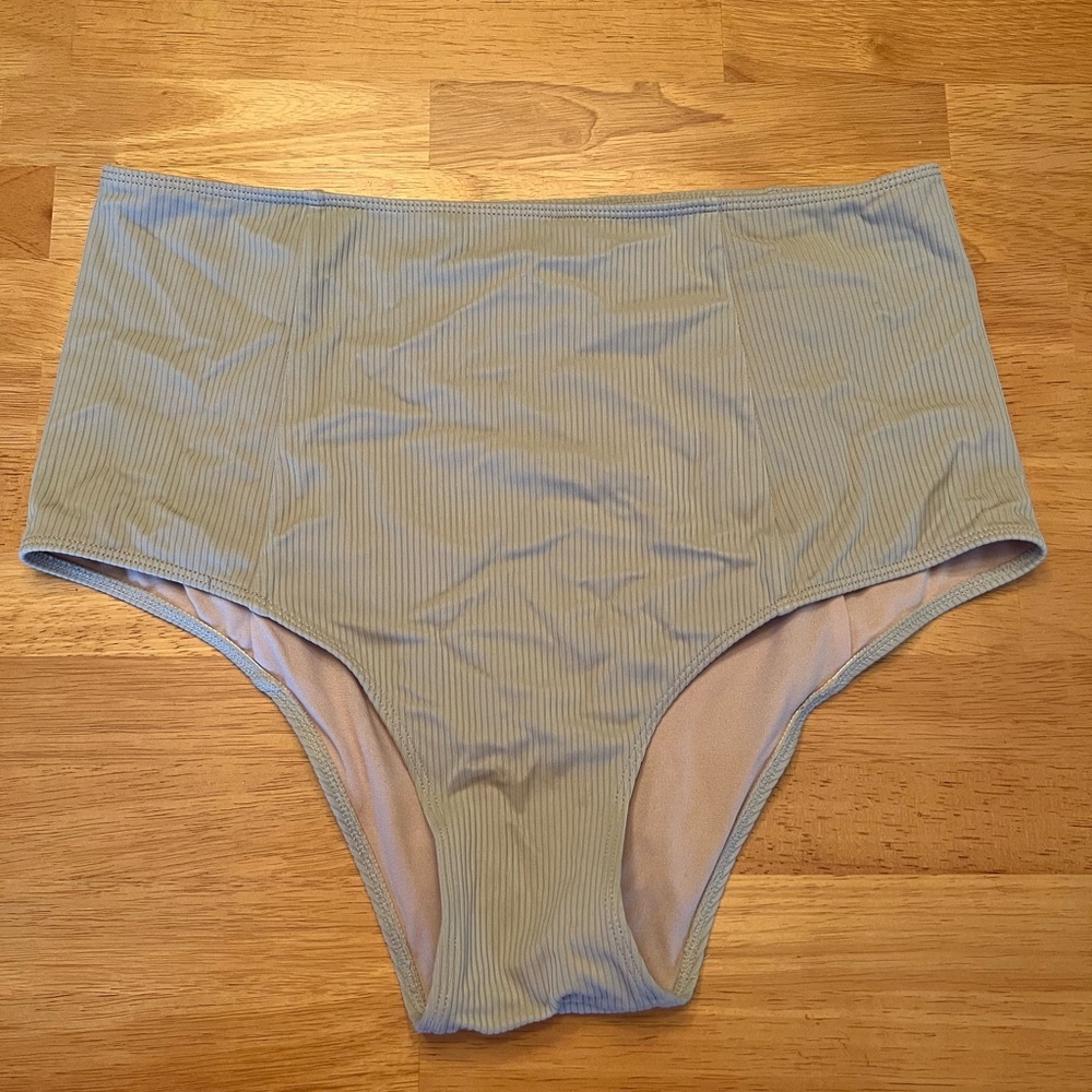 Kortni Jeane- high waisted - ribbed (sand?) not exactly sure of the color name
